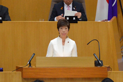岡本のぶ子