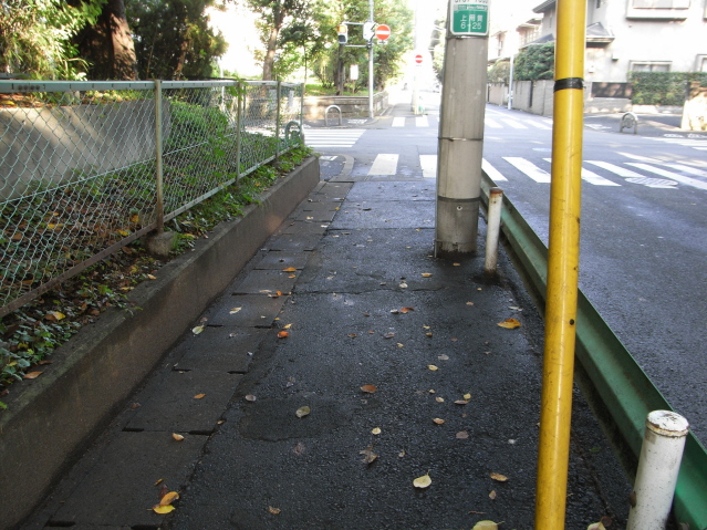 通学路の安全対策と小さな笑顔